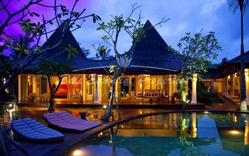 Luxury boutique resort in for Sale in Ubud, Bali, Indonesia - No.1 Buy